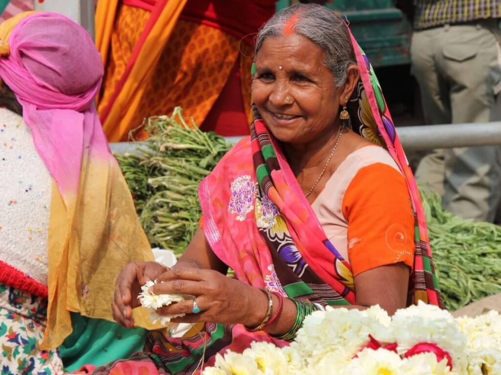 flower vendor old Delhi India Carol Ketelson Delectable Destinations Culinary Tours