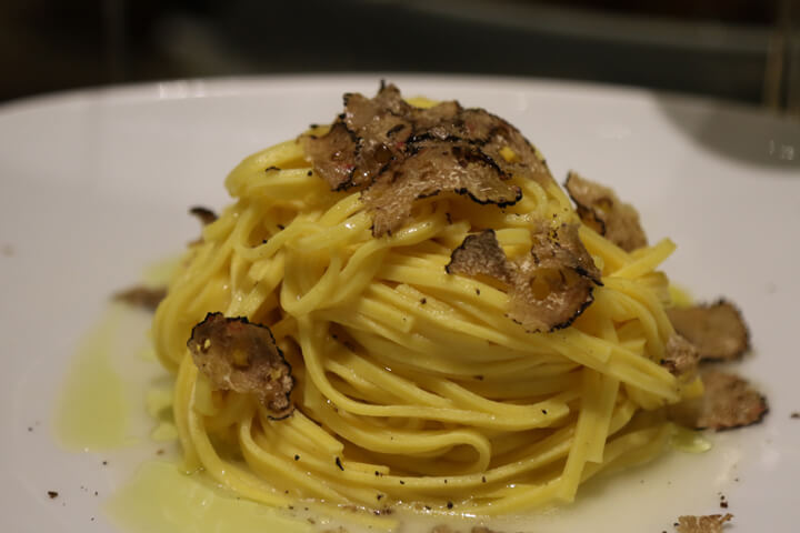zeb-restaurant-florence-spaghetti-with-truffles-carol-ketelson-delectable-destinations-Going Off Grid Florence Italy